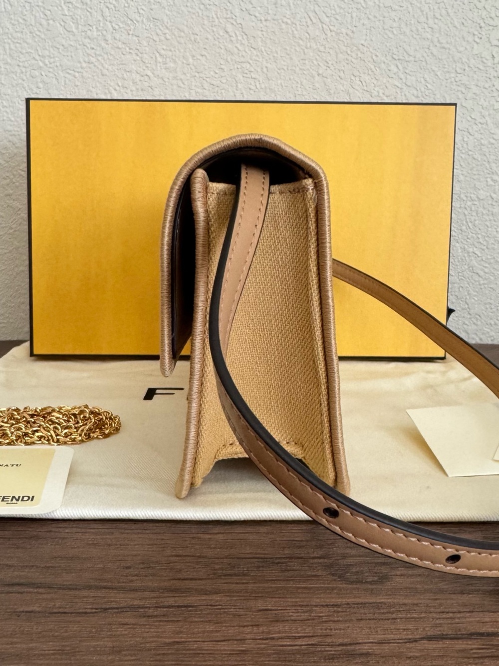 ❌SOLD❌NEW FENDI Raffia Jaquard Baguette Wallet on Chain Two Way Bag - Picture 5 of 8
